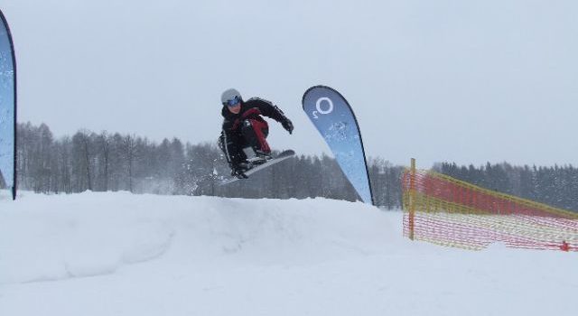 日帰りも安心快適スノボツアーで叶える気軽なウィンタースポーツ体験術 日帰りも安心快適スノボツアーで叶える気軽なウィンタースポーツ体験術